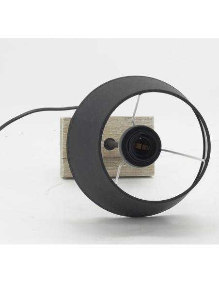 Lampe en métal noir