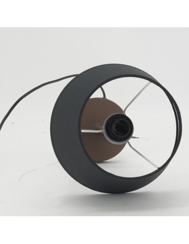 Lampe en métal avec abat-jour en coton noir