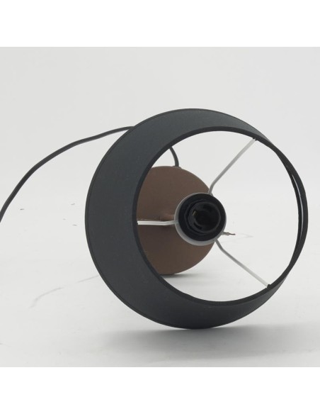 Lampe en métal avec abat-jour en coton noir