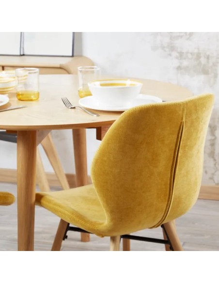 Chaise tissu soft touch moutarde