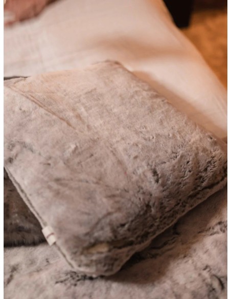 Coussin Fausse Fourrure Frisson