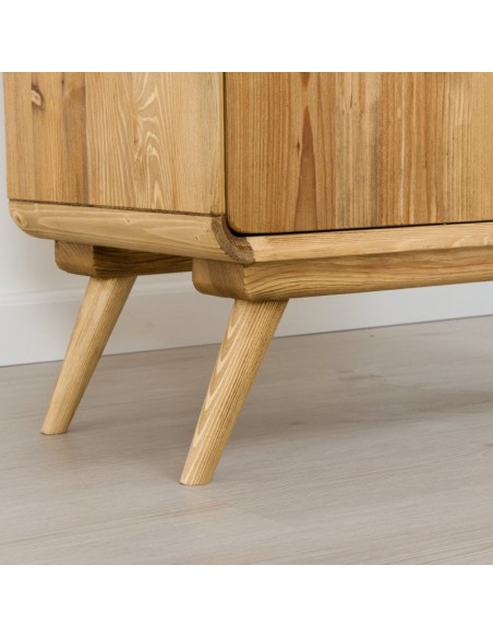 Commode en bois massif